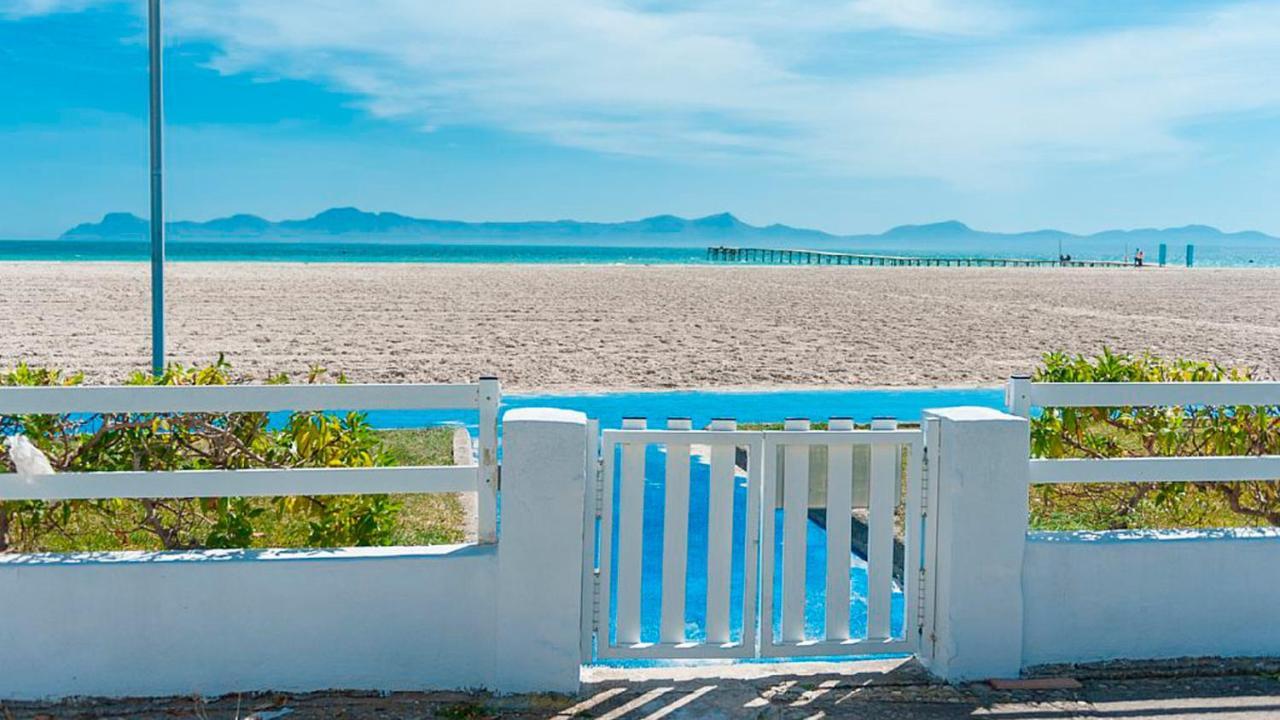 Oiza Blanca Arena At The Beach *